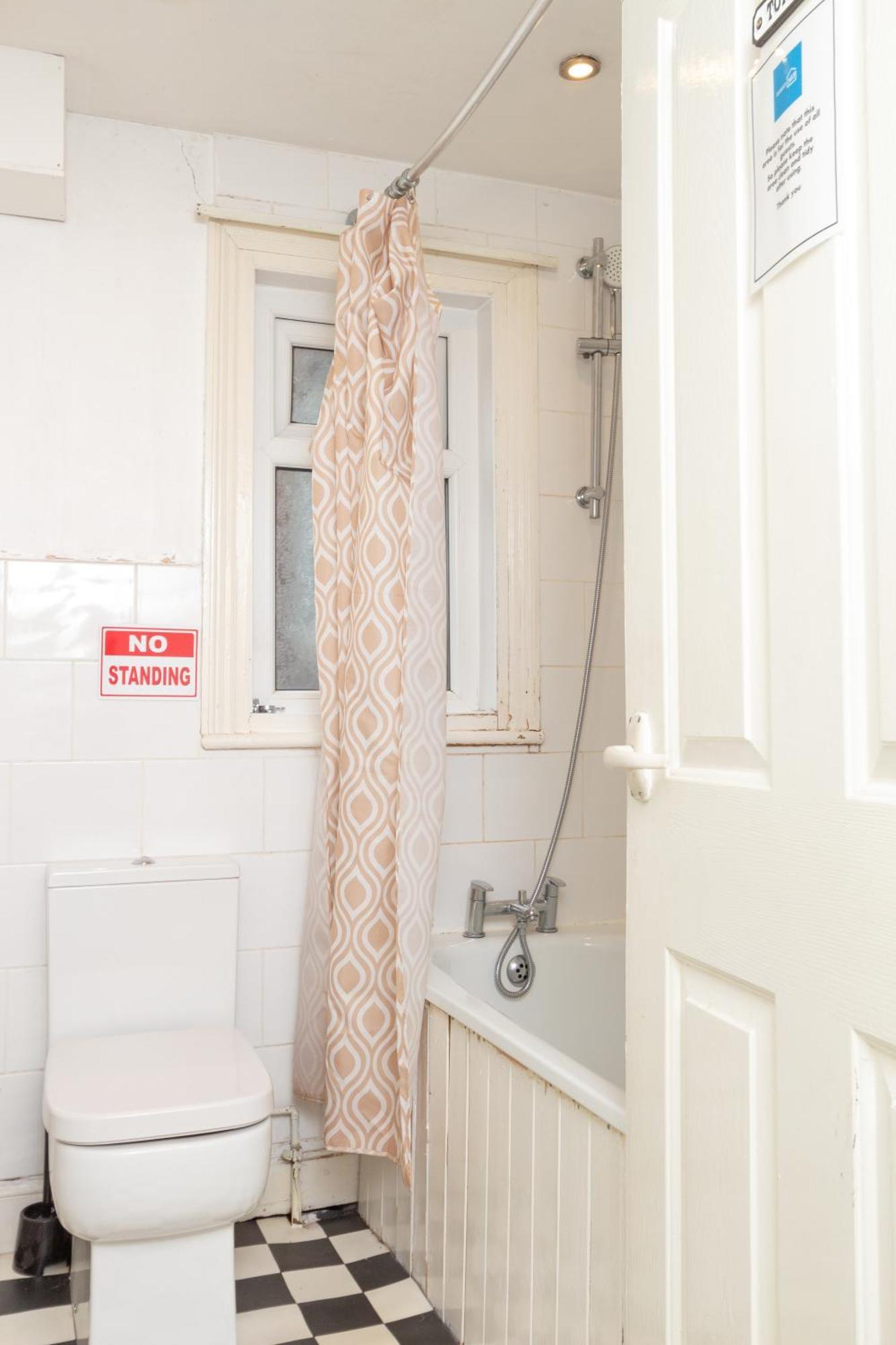 Lovely Private Rooms Near Mcr Centre مانشستر المظهر الخارجي الصورة